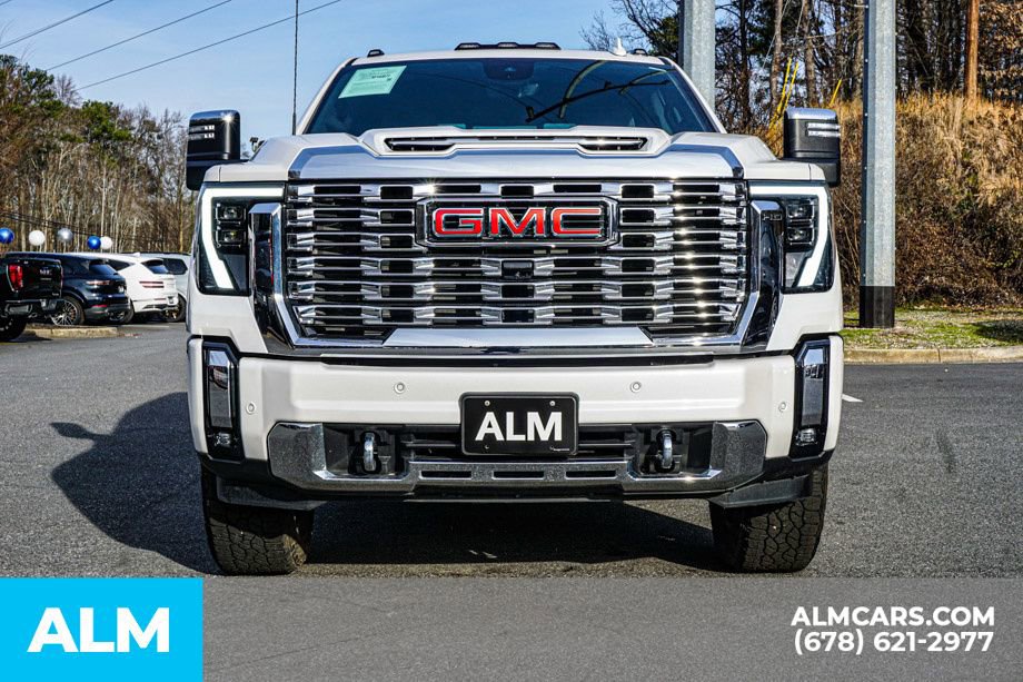 Used 2025 GMC Sierra 3500 Denali w/ Technology Package AWD/4WD image 10