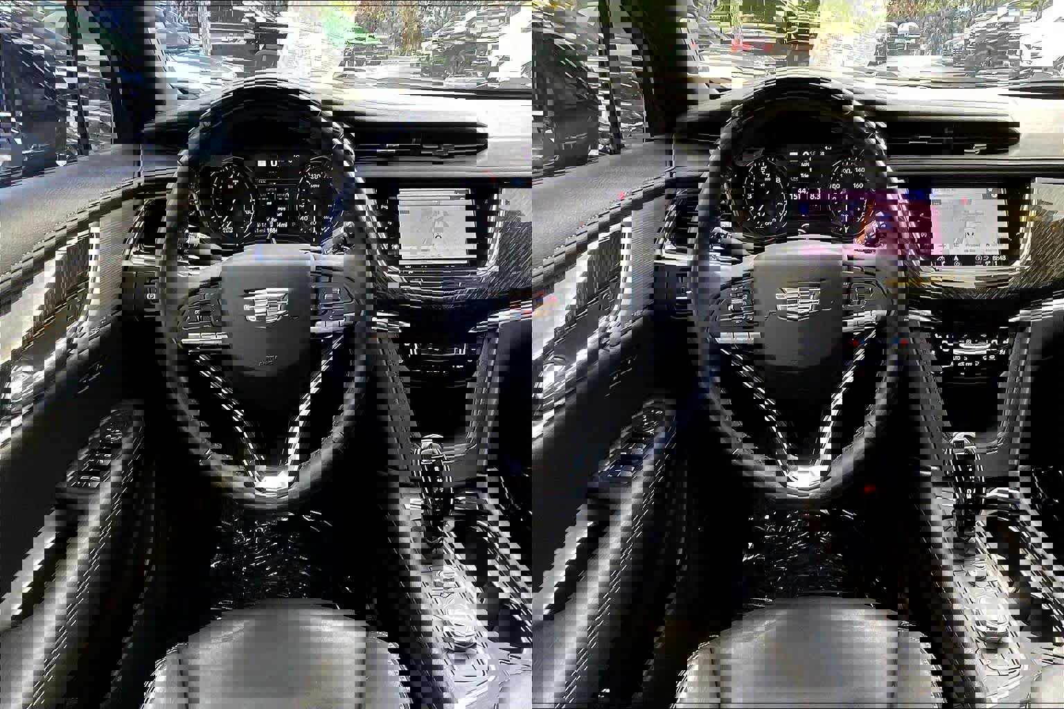 Used 2022 Cadillac XT6 Premium Luxury w/ Technology Package image 6