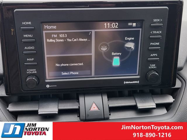 Used 2021 Toyota RAV4 LE image 19