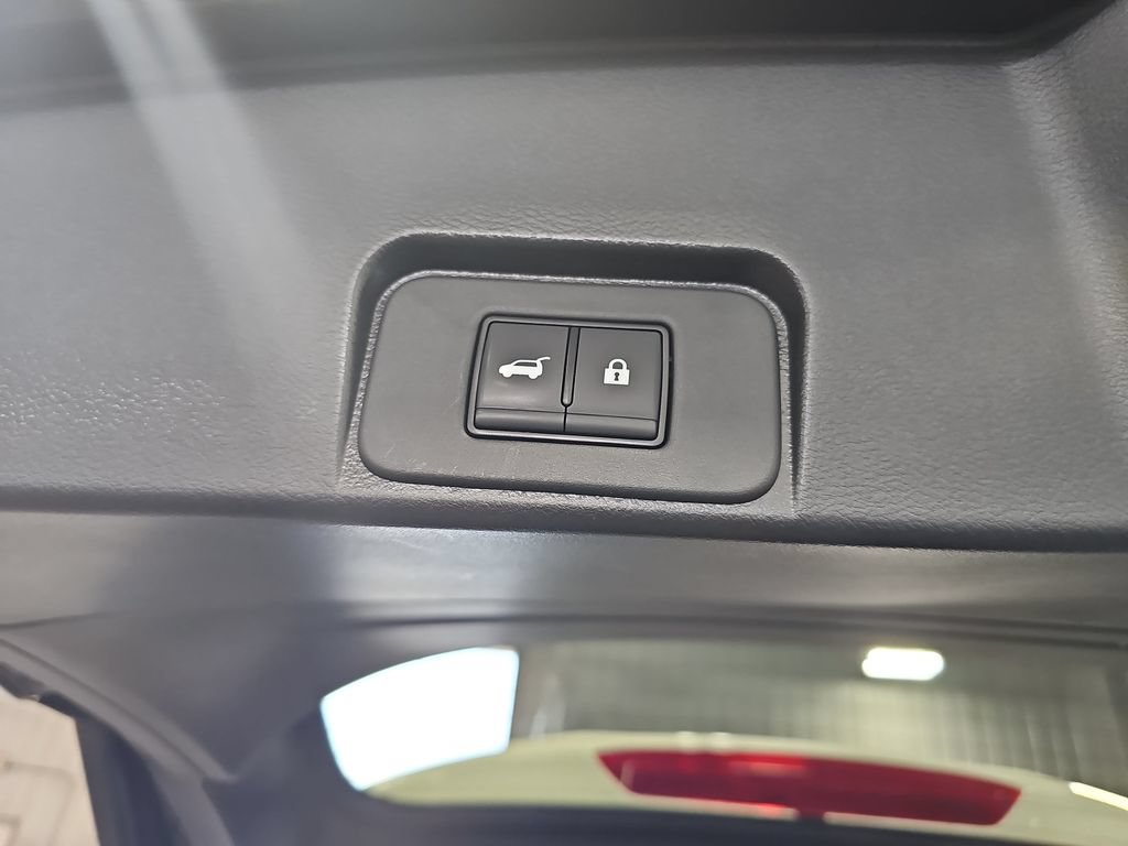 Certified 2023 Nissan Rogue SV w/ SV Premium B Package AWD/4WD image 13