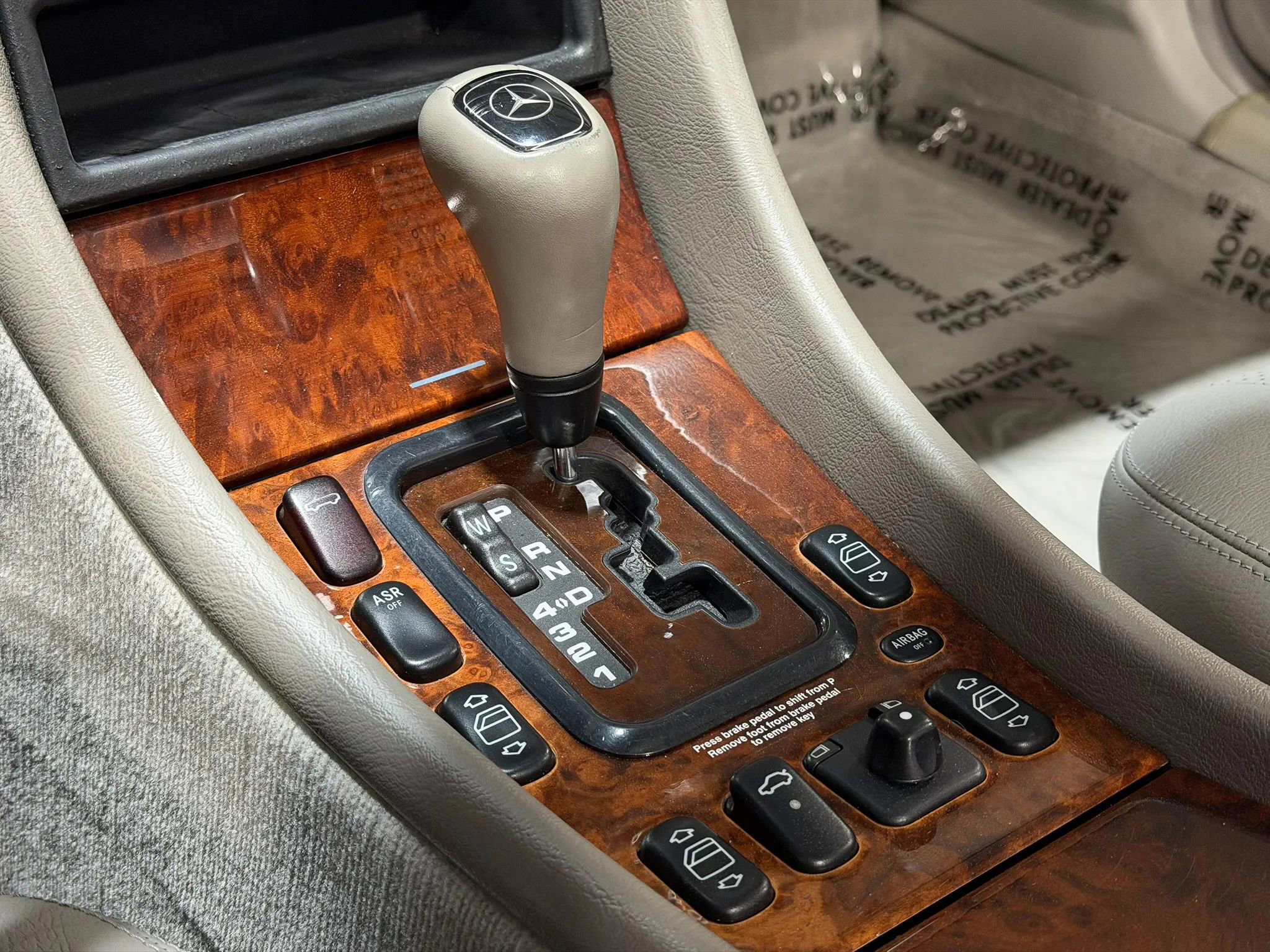 Used 1999 Mercedes-Benz CLK 320 Cabriolet image 11