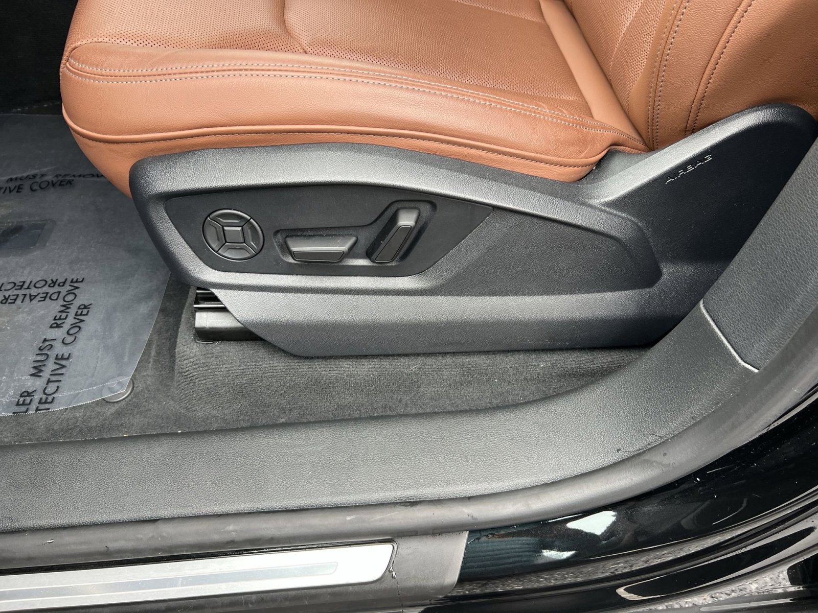 Used 2025 Audi Q8 Premium Plus image 14