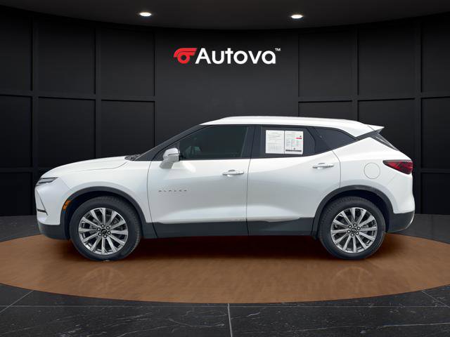 Used 2023 Chevrolet Blazer Premier w/ Driver Confidence II Package image 2