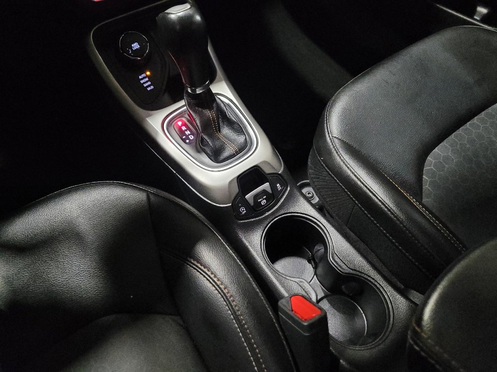 Used 2019 Jeep Compass Latitude image 26
