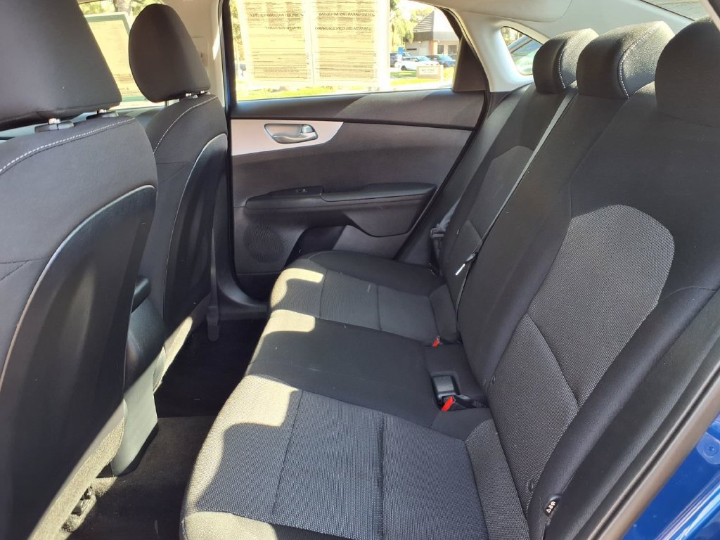 Certified 2024 Kia Forte LXS w/ LXS Technology Package FWD image 12