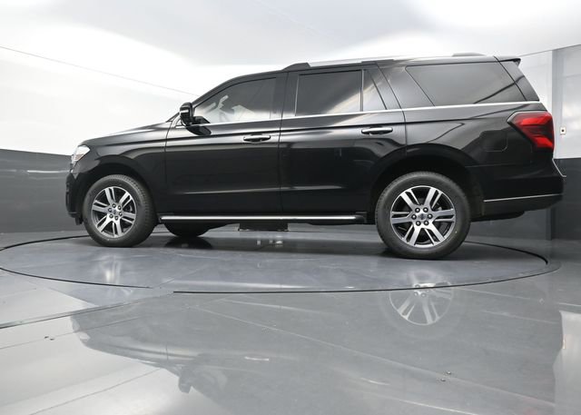Used 2022 Ford Expedition Limited AWD/4WD image 10