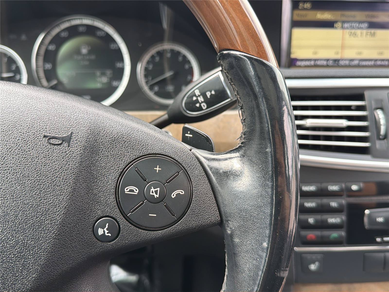 Used 2011 Mercedes-Benz E 350 4MATIC Wagon image 17
