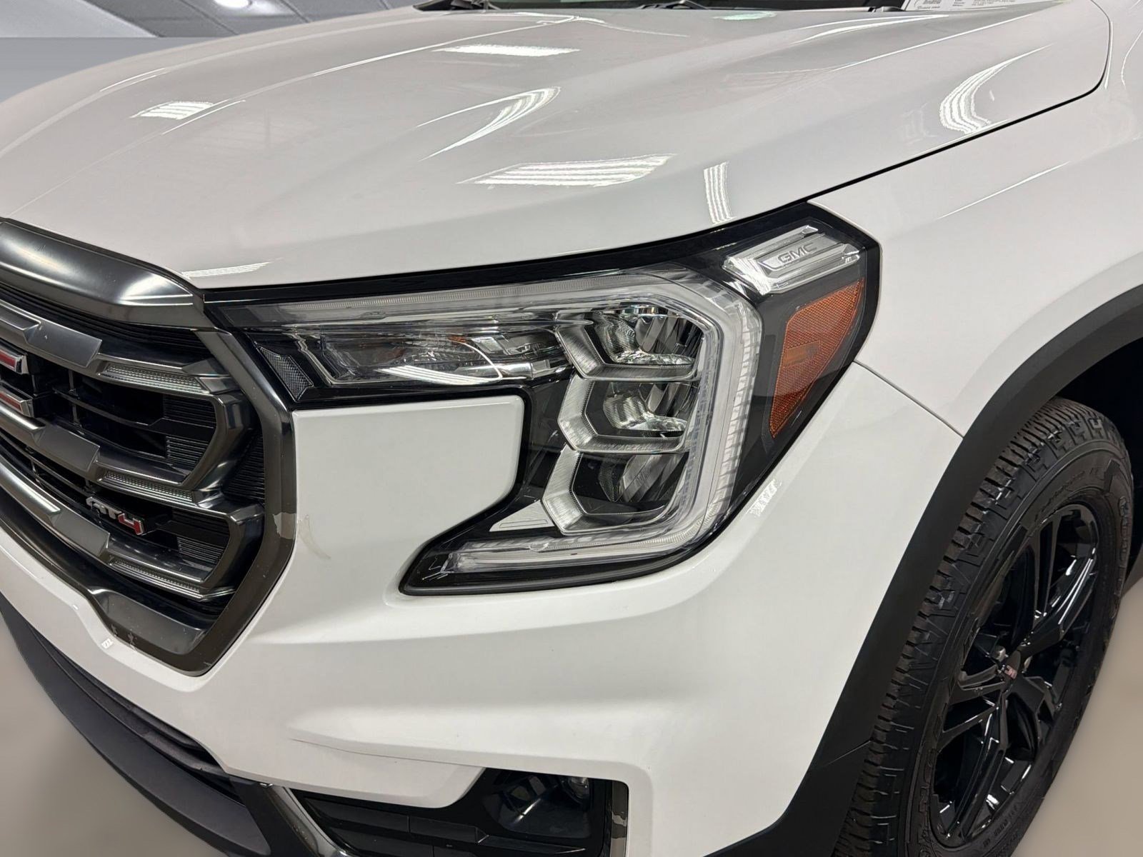 Certified 2023 GMC Terrain AT4 image 10