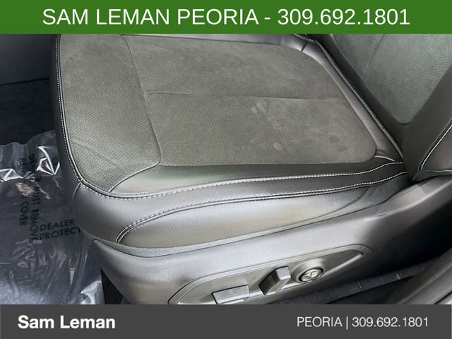 New 2025 Jeep Grand Cherokee Altitude image 18