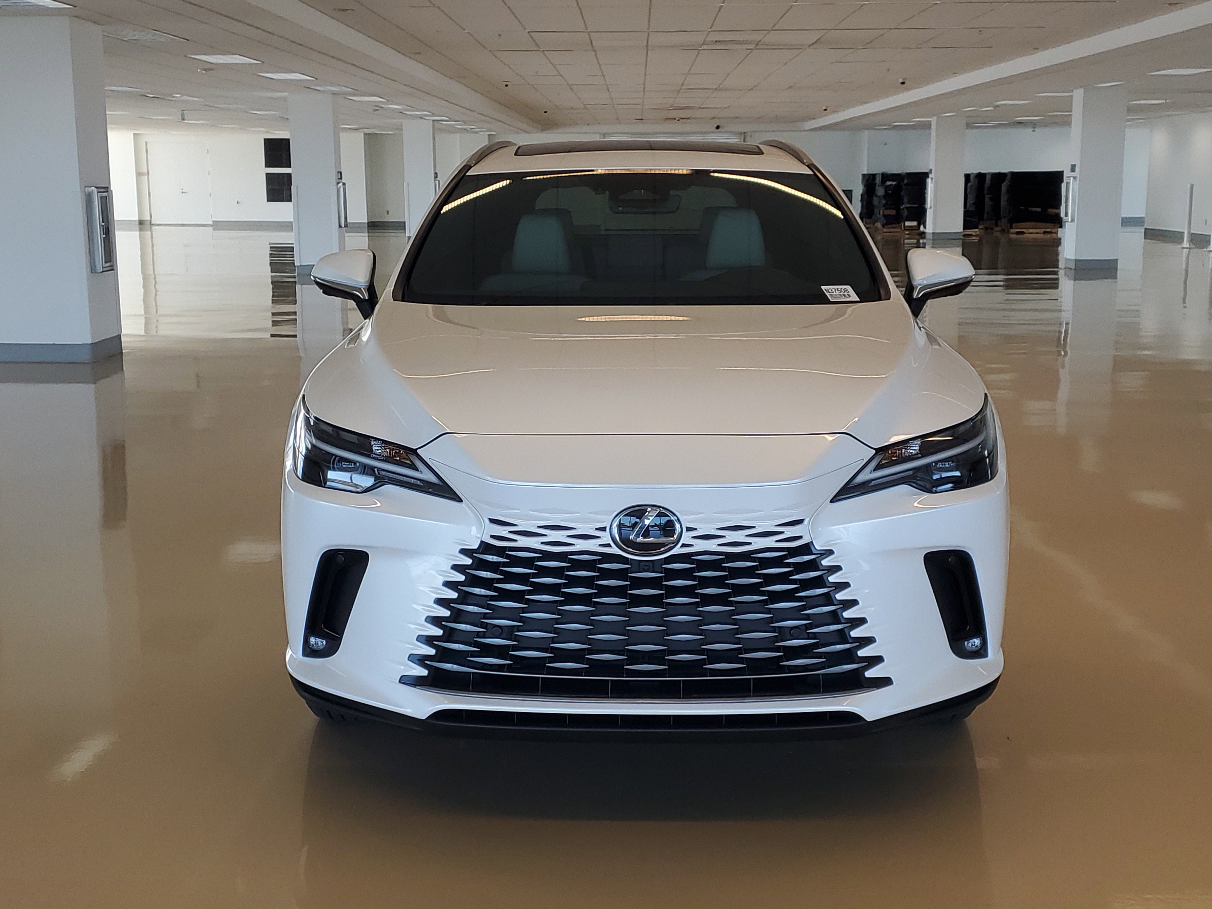 New 2026 Lexus RX 350h image 2
