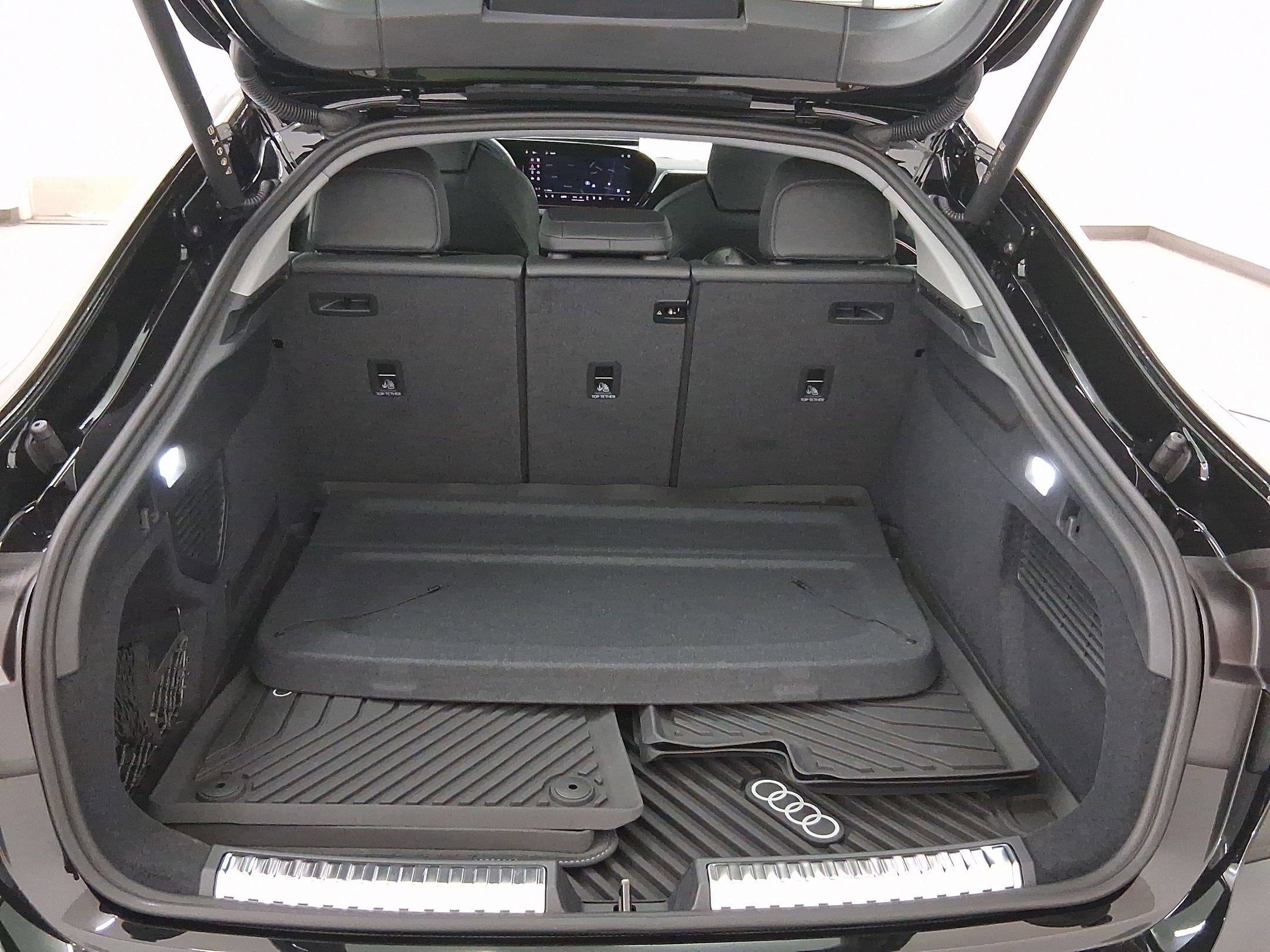 Used 2025 Audi A5 2.0T Premium Plus w/ Premium Plus AWD/4WD image 27