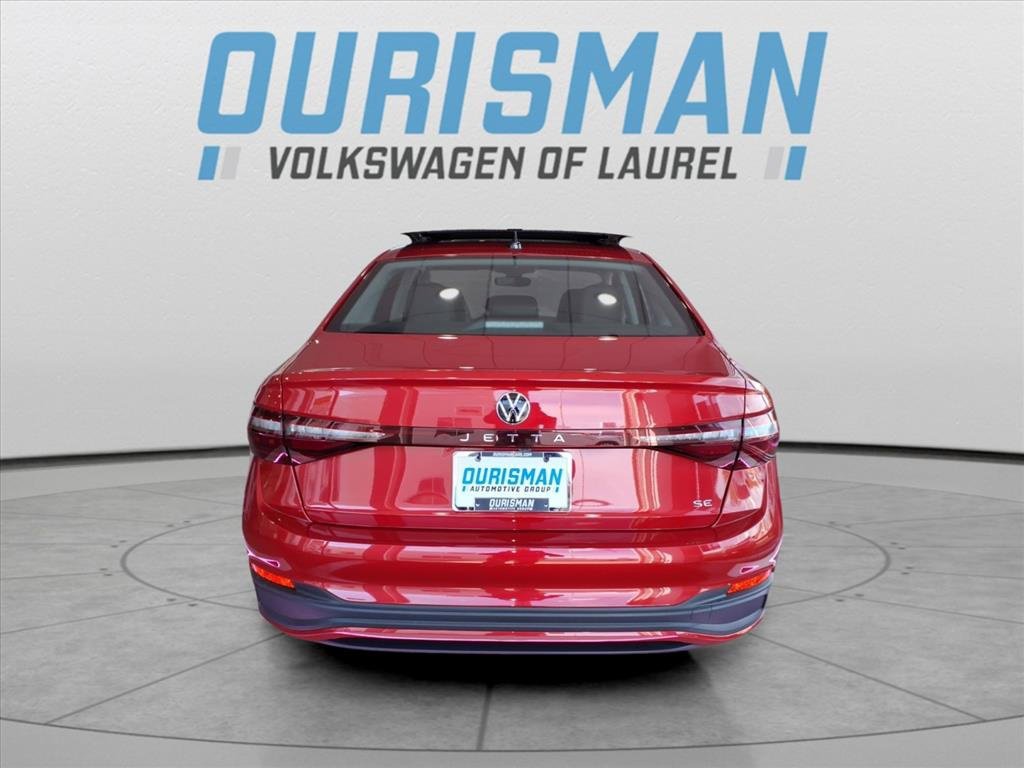 New 2026 Volkswagen Jetta SE image 3