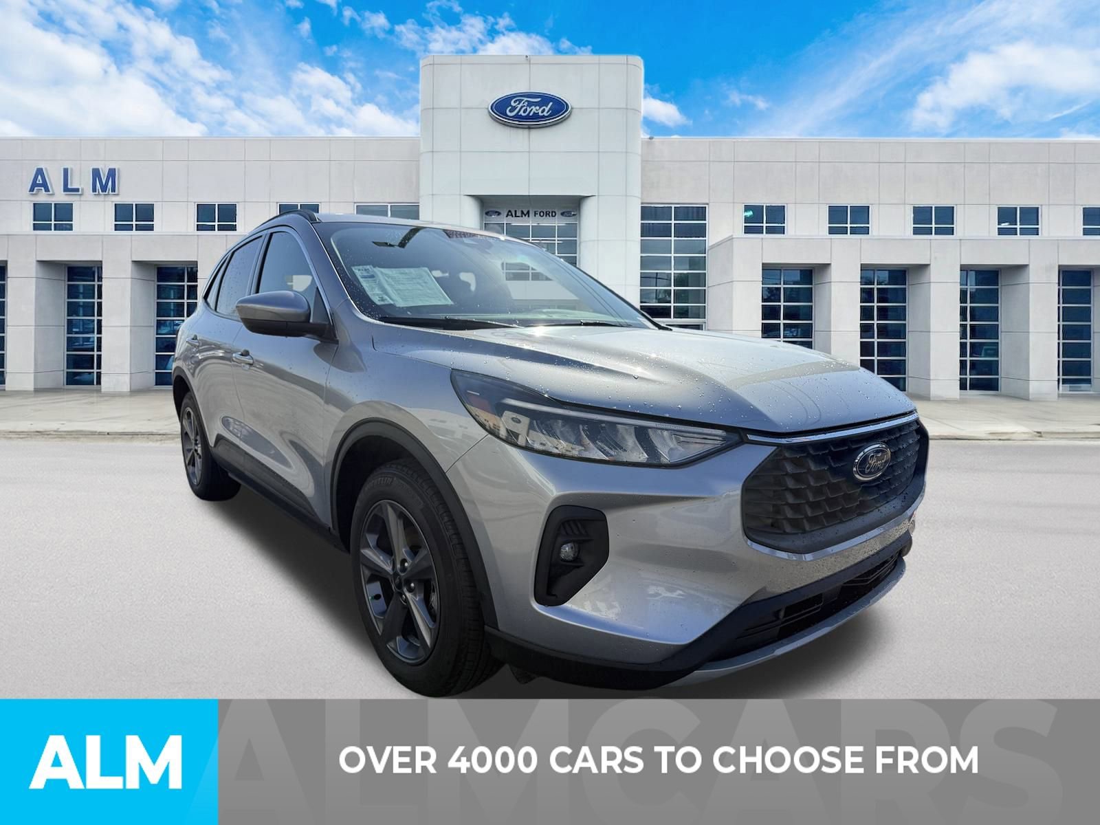 Certified 2023 Ford Escape SE FWD image 2
