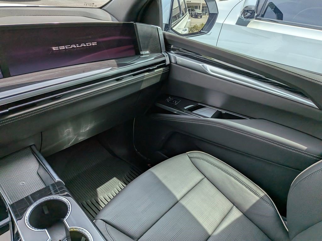 Certified 2026 Cadillac Escalade Sport AWD/4WD image 20
