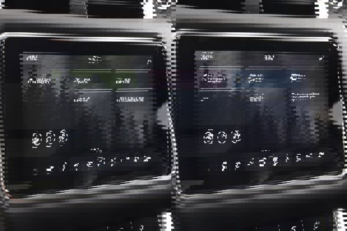 Used 2022 Land Rover Range Rover Sport HST image 34