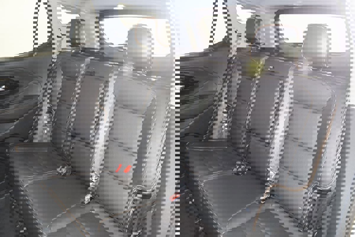 Used 2022 GMC Terrain AT4 w/ Infotainment Package II image 37