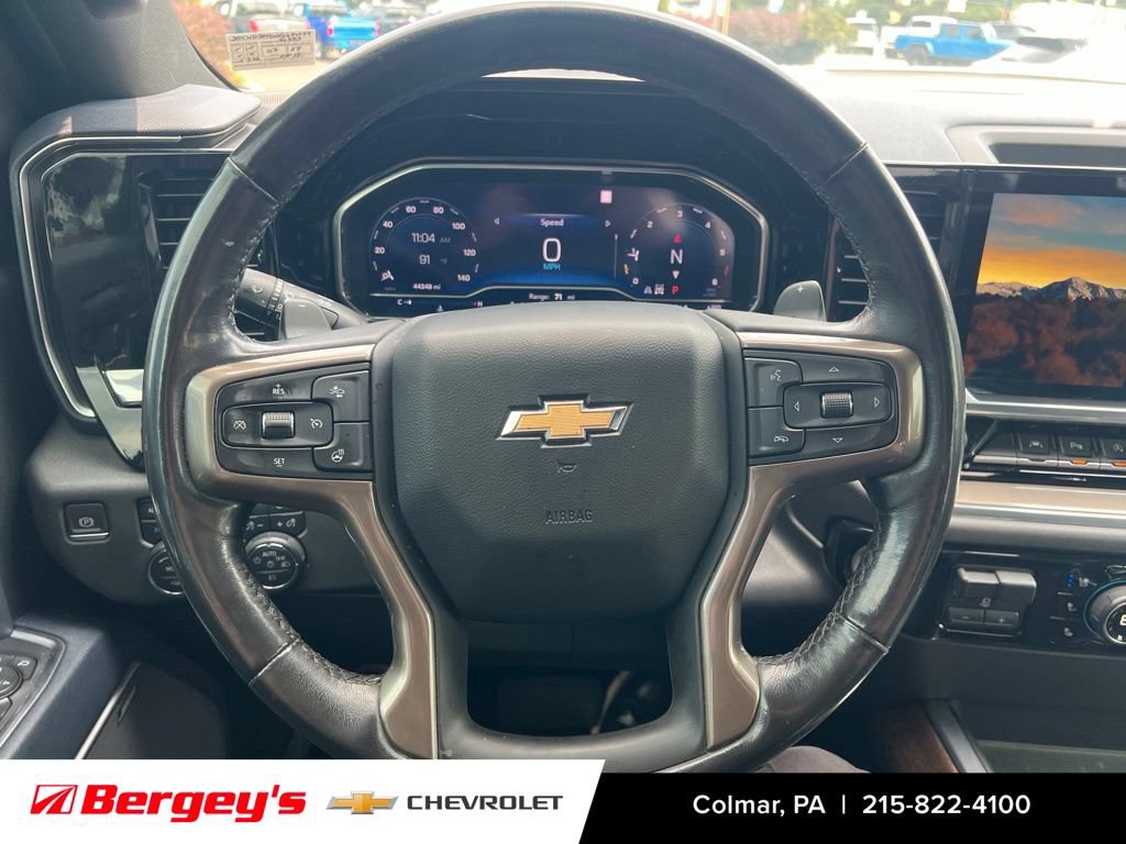 Certified 2022 Chevrolet Silverado 1500 High Country w/ Technology Package AWD/4WD image 14