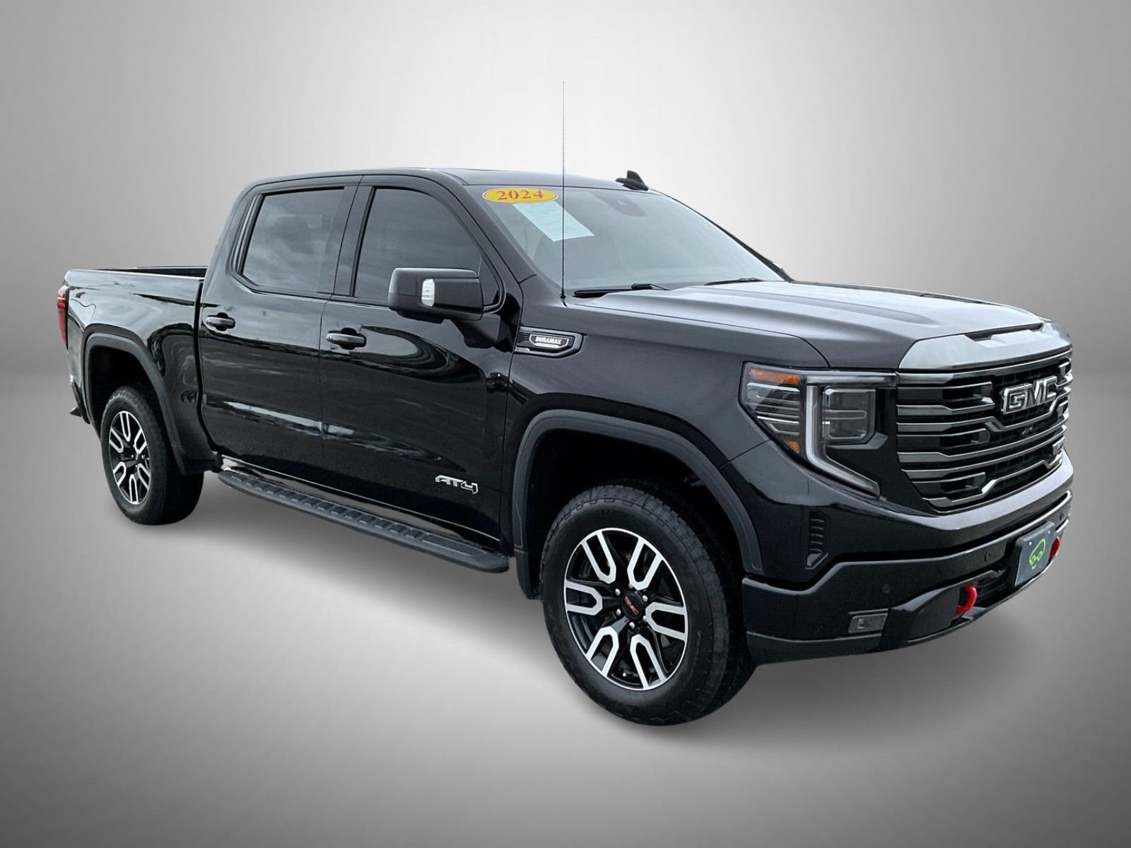 Certified 2024 GMC Sierra 1500 AT4 w/ Technology Package AWD/4WD image 3