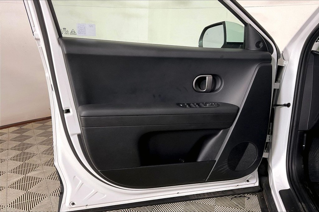 Used 2025 Hyundai Ioniq 5 SEL RWD image 22