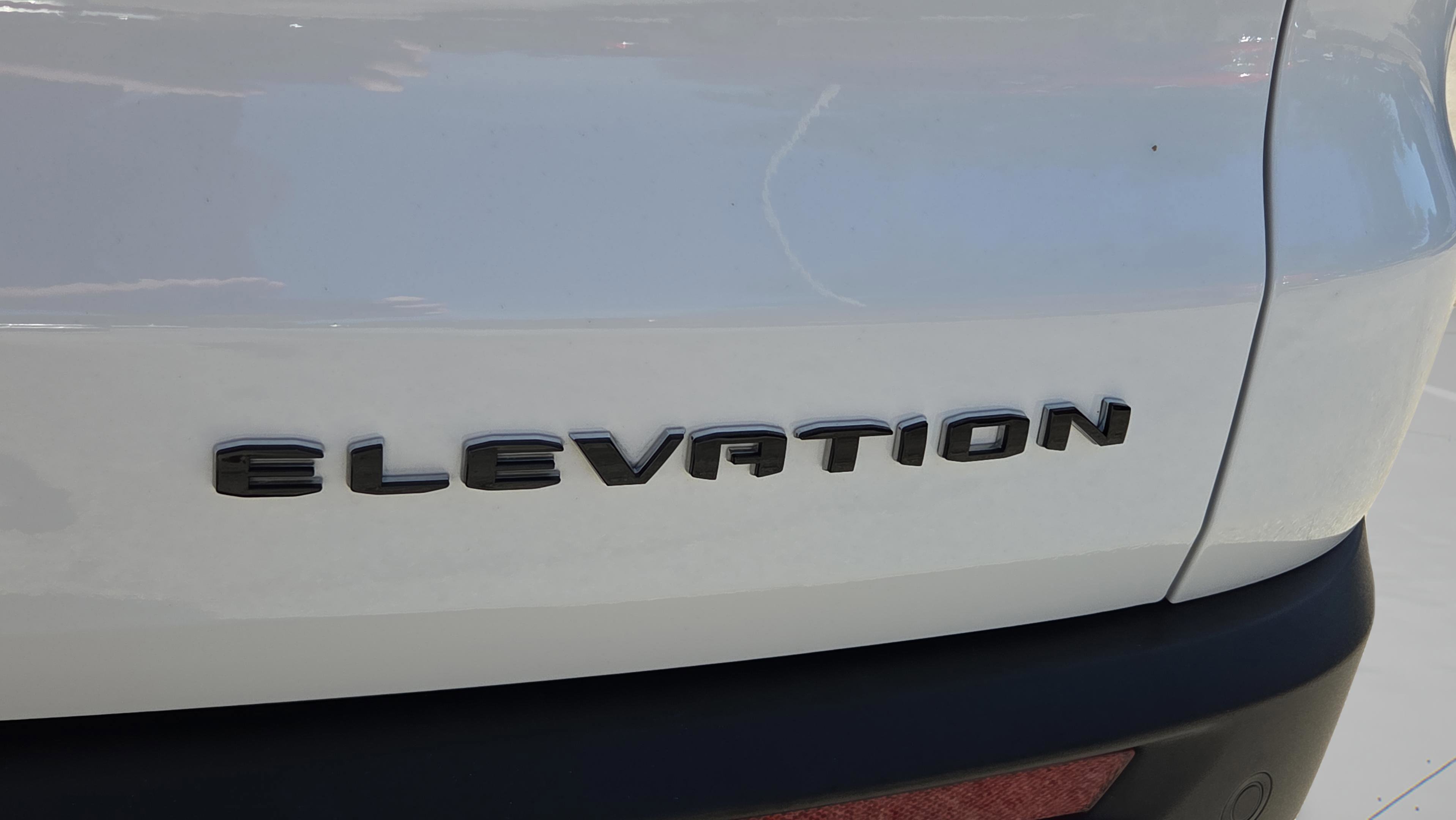 Used 2025 GMC Acadia Elevation image 31