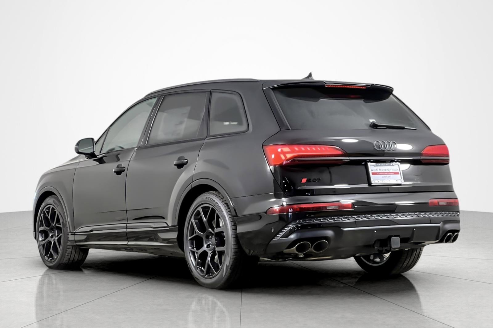 New 2026 Audi SQ7 Premium Plus AWD/4WD image 4