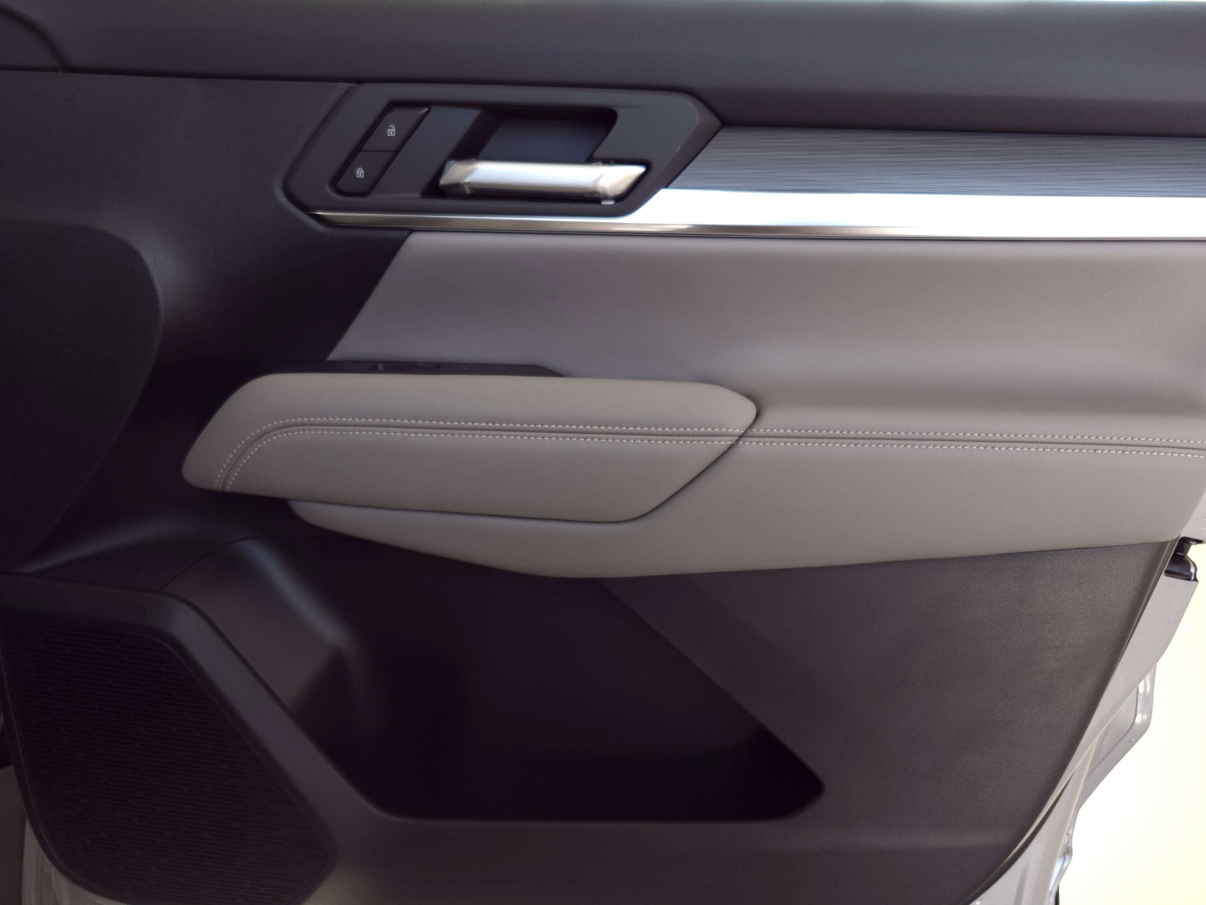 New 2026 GMC Terrain Elevation image 39