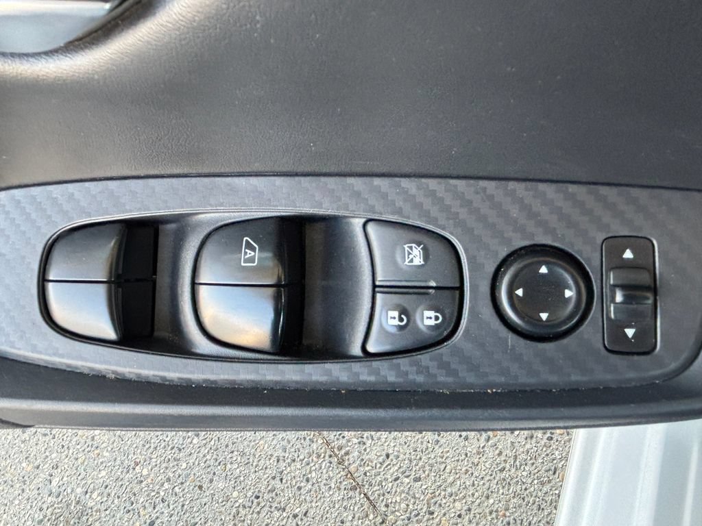 Used 2024 Nissan Sentra SV FWD image 23