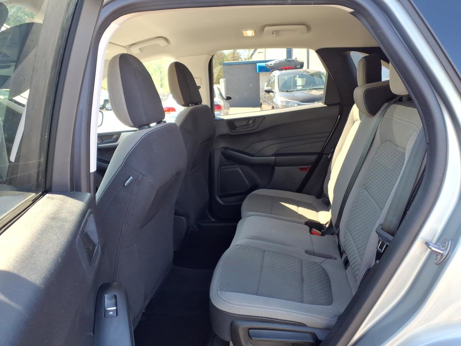 Used 2022 Ford Escape SE AWD/4WD image 15