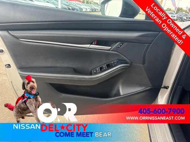 Used 2024 MAZDA MAZDA3 s FWD image 14