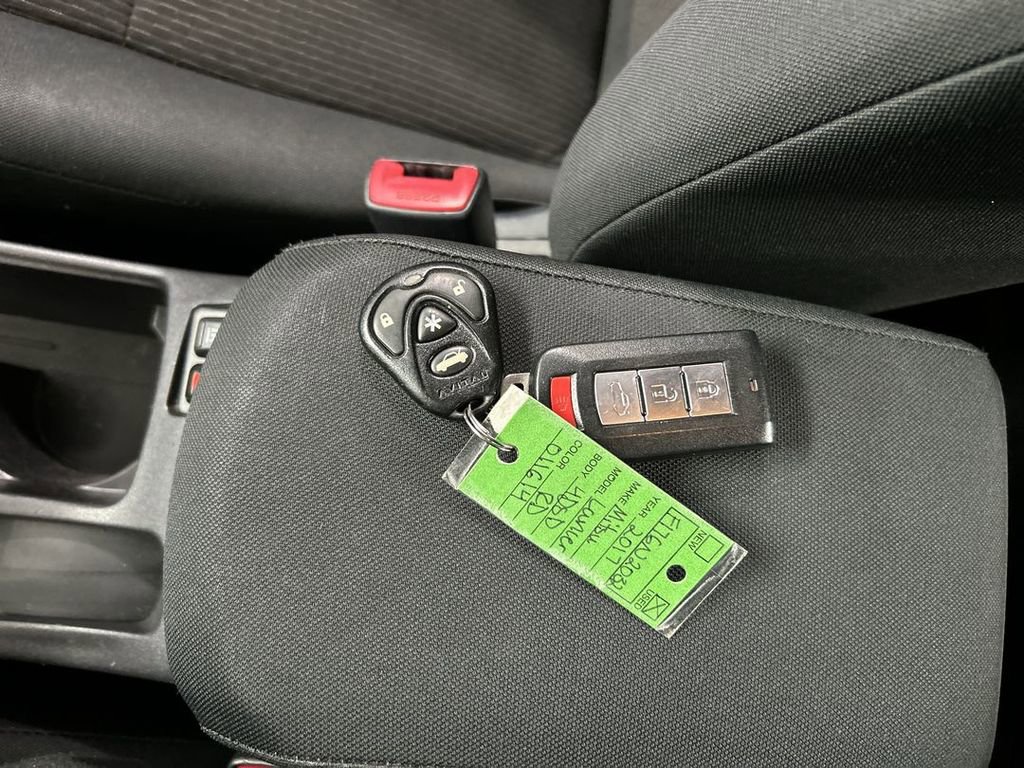 Used 2017 Mitsubishi Lancer SE image 12