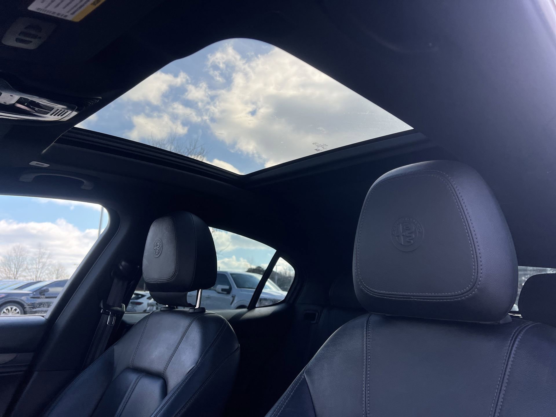 Used 2022 Alfa Romeo Stelvio Ti image 15