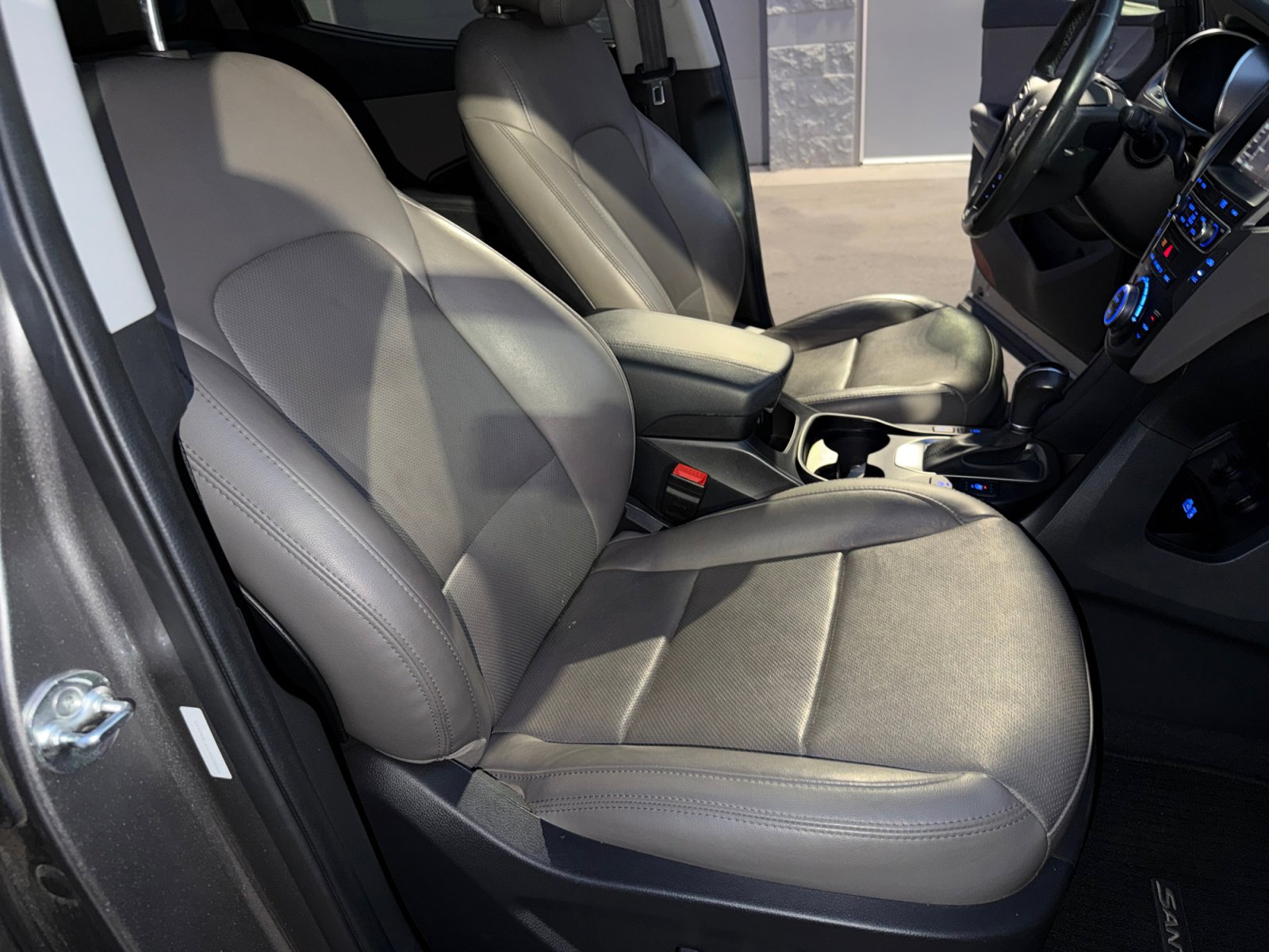 Used 2018 Hyundai Santa Fe Sport FWD image 28