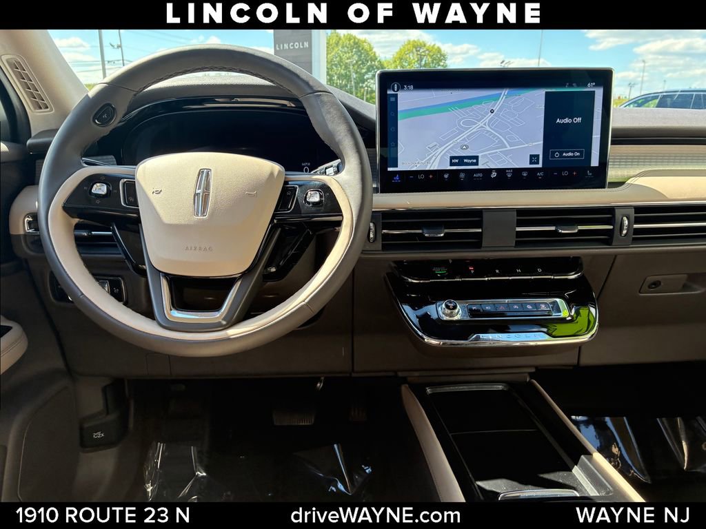 Certified 2024 Lincoln Corsair AWD w/ Equipment Group 101A image 23