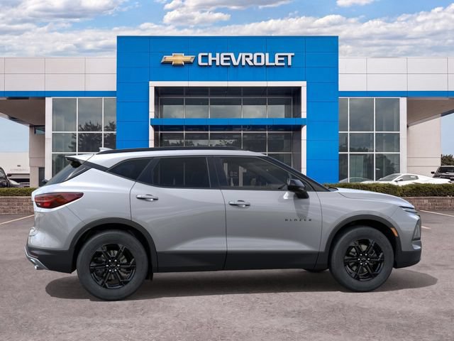 New 2026 Chevrolet Blazer LT w/ Convenience Package FWD image 5