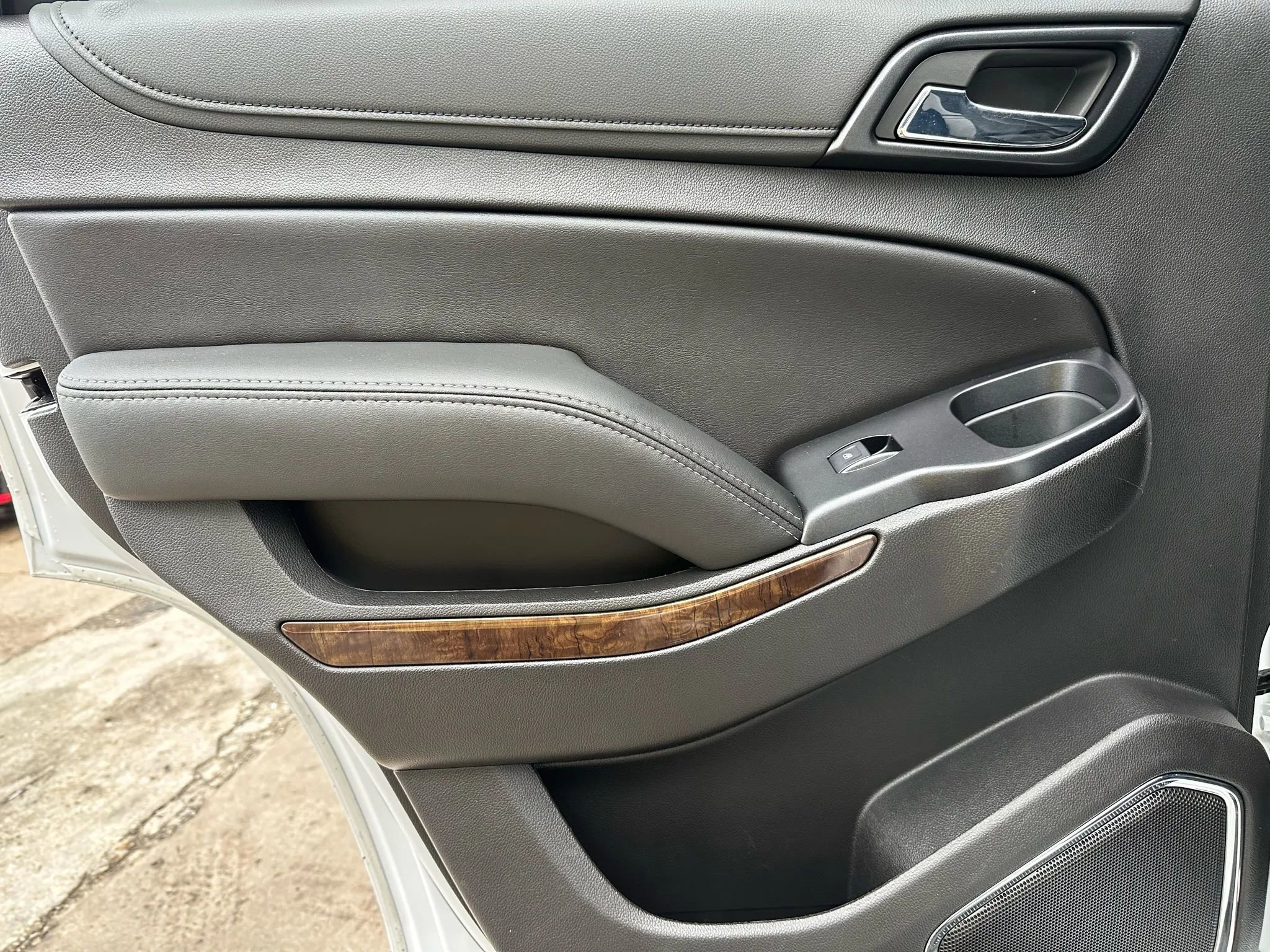 Used 2019 Chevrolet Tahoe LT image 11