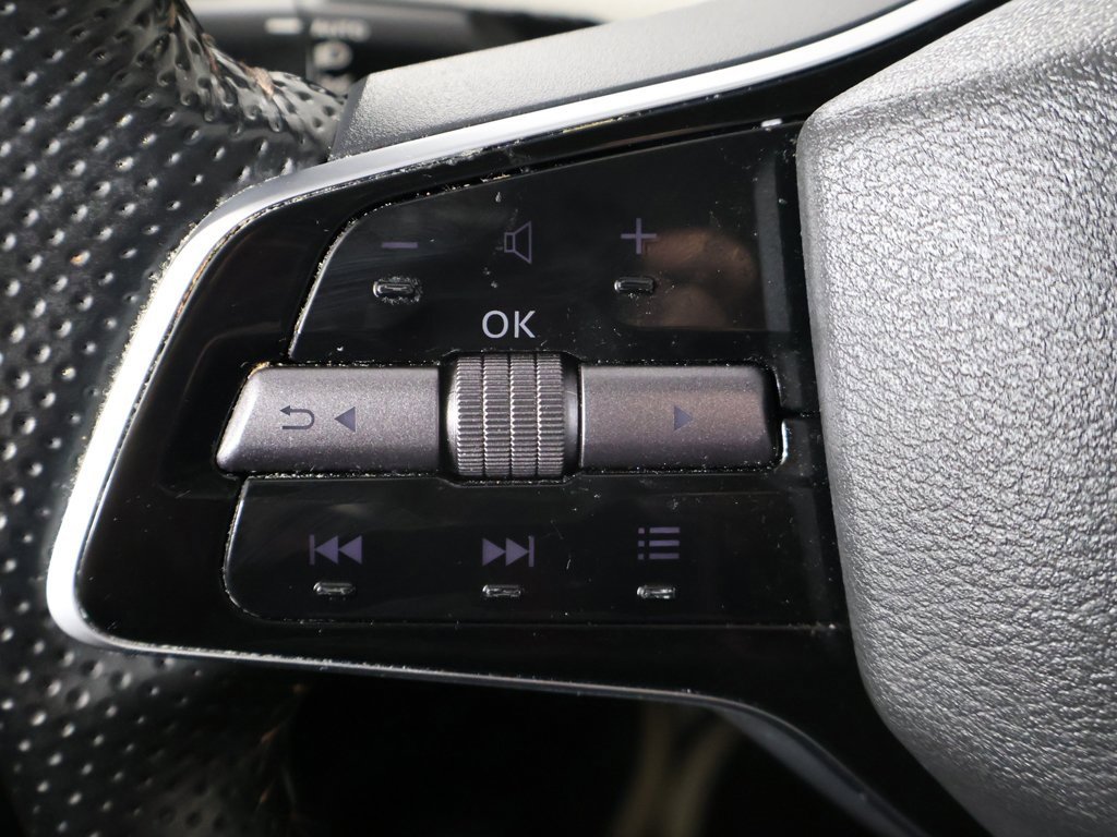 Used 2023 Nissan Ariya ENGAGE image 39