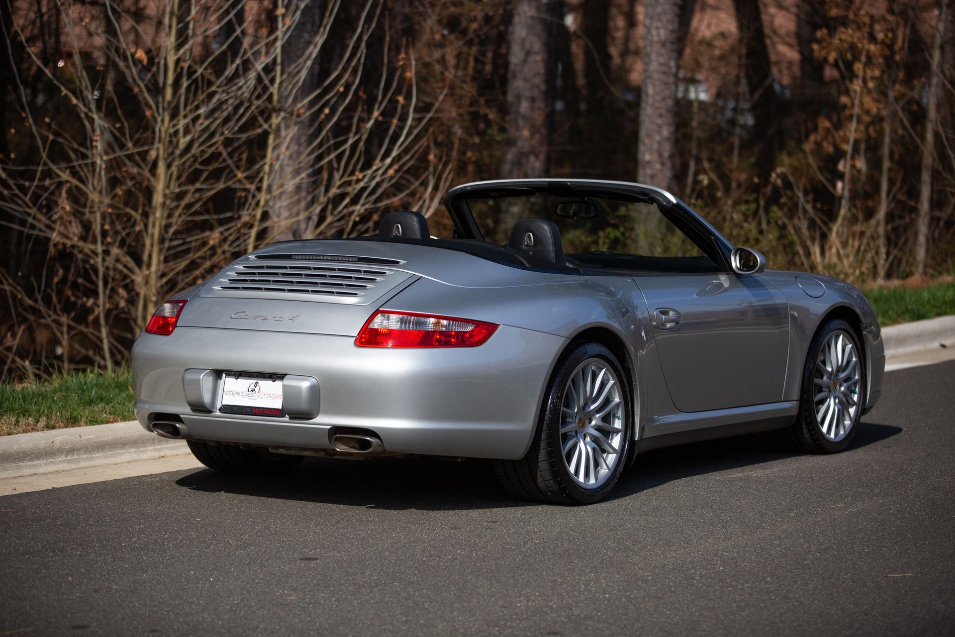 Used 2006 Porsche 911 Carrera 4 image 21