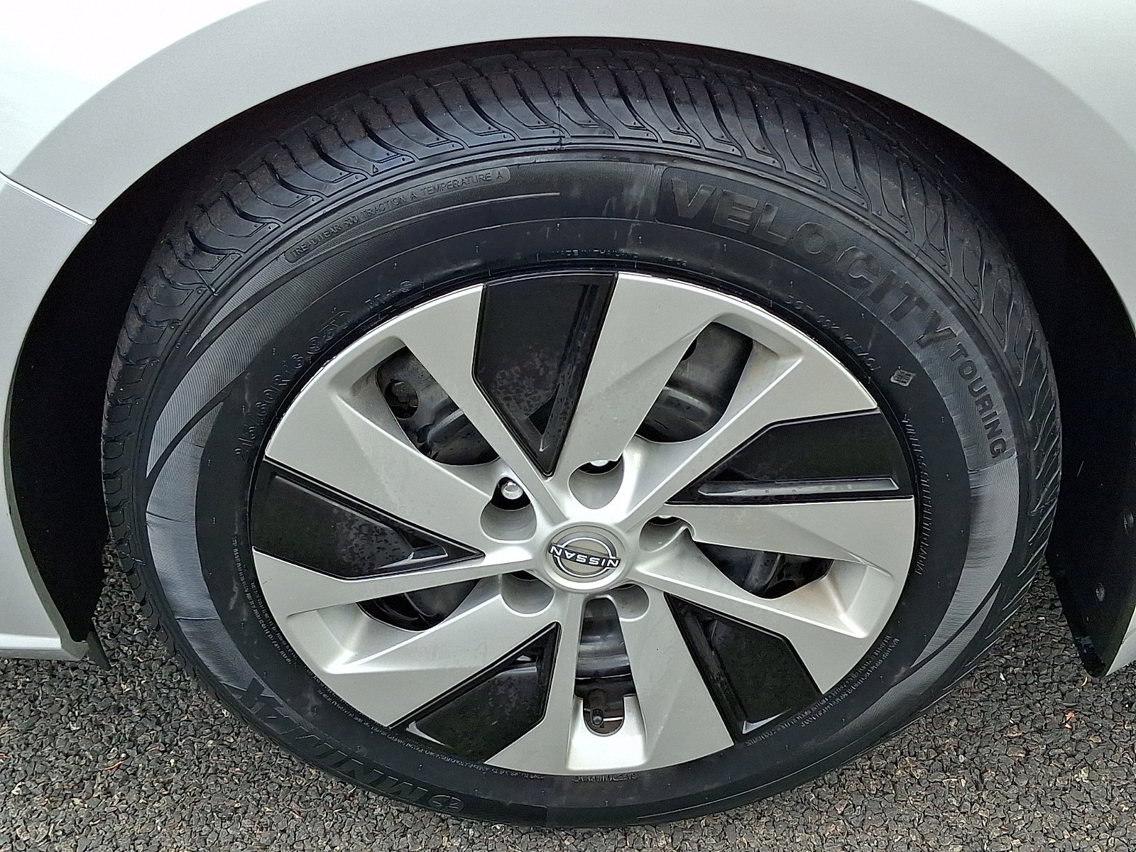 Certified 2024 Nissan Altima 2.5 S FWD image 12