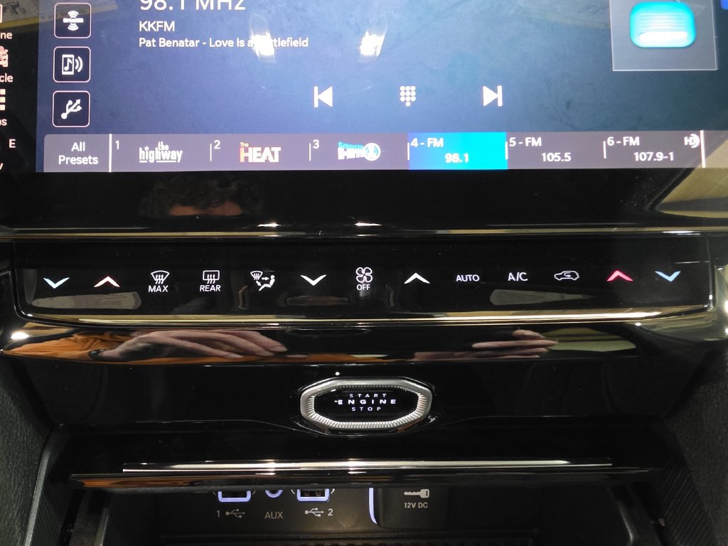 New 2027 Jeep Grand Cherokee Limited AWD/4WD image 24
