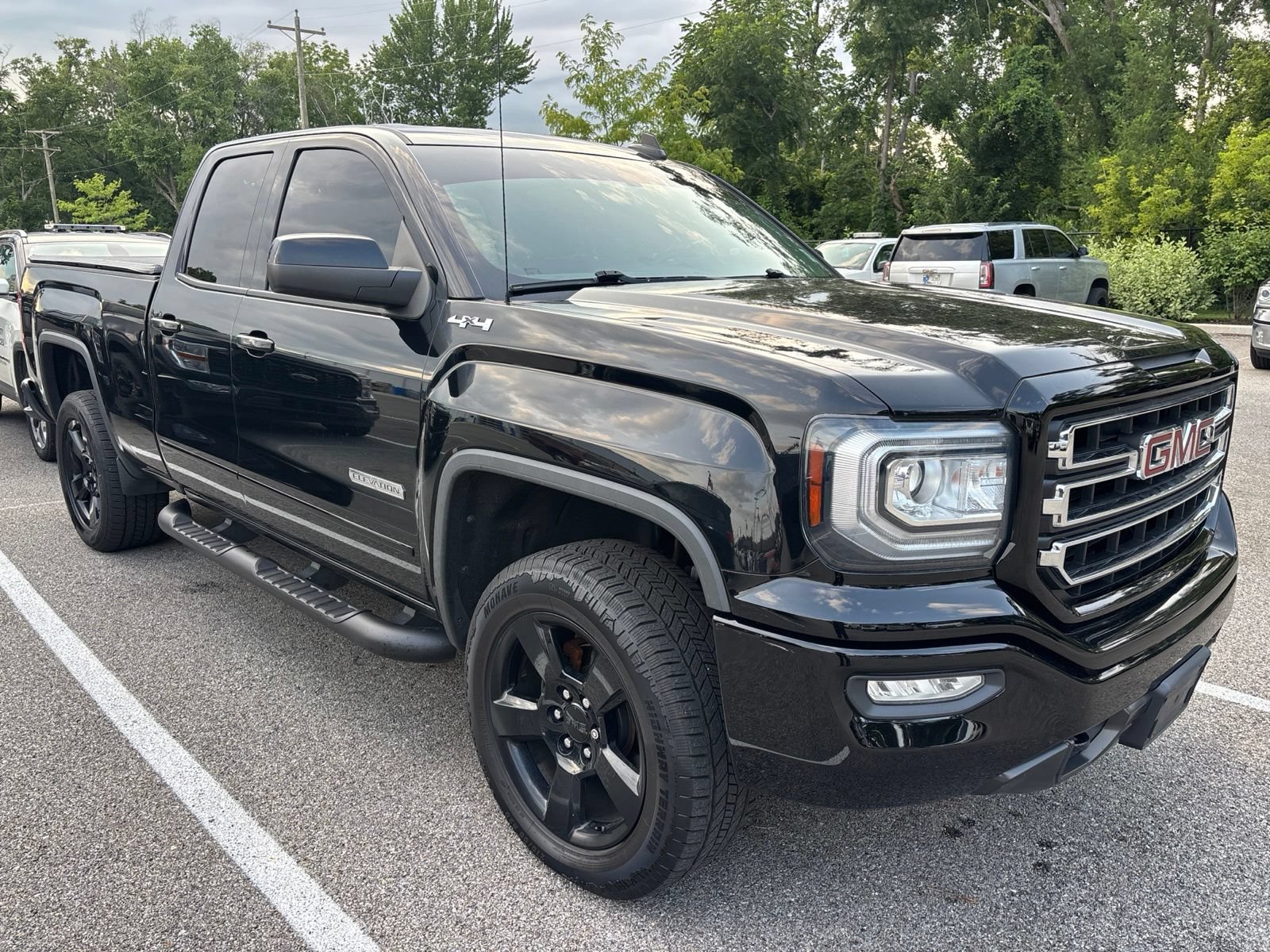 Used 2018 GMC Sierra 1500 4x4 Double Cab w/ Elevation Edition image 3