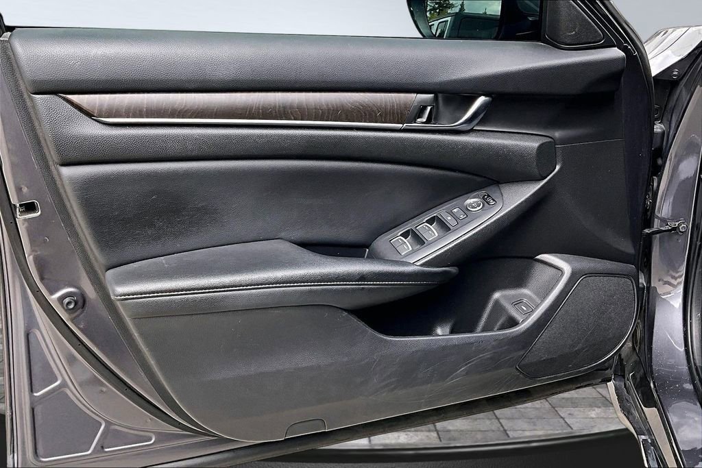 Used 2021 Honda Accord EX image 13