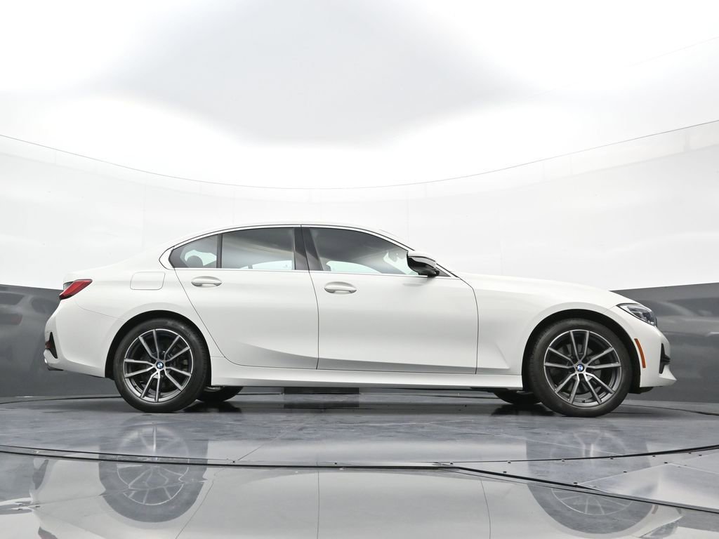 Used 2021 BMW 330i xDrive Sedan w/ Convenience Package AWD/4WD image 28
