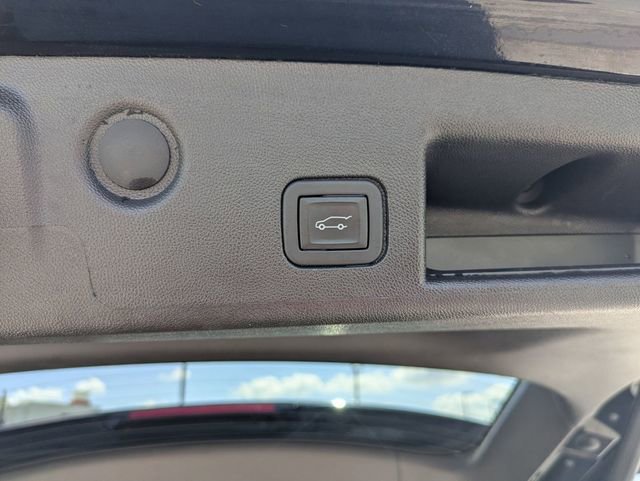 Used 2024 Chevrolet Equinox LT FWD image 31