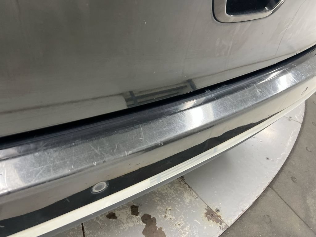 Used 2020 Chrysler Pacifica Touring-L FWD image 33