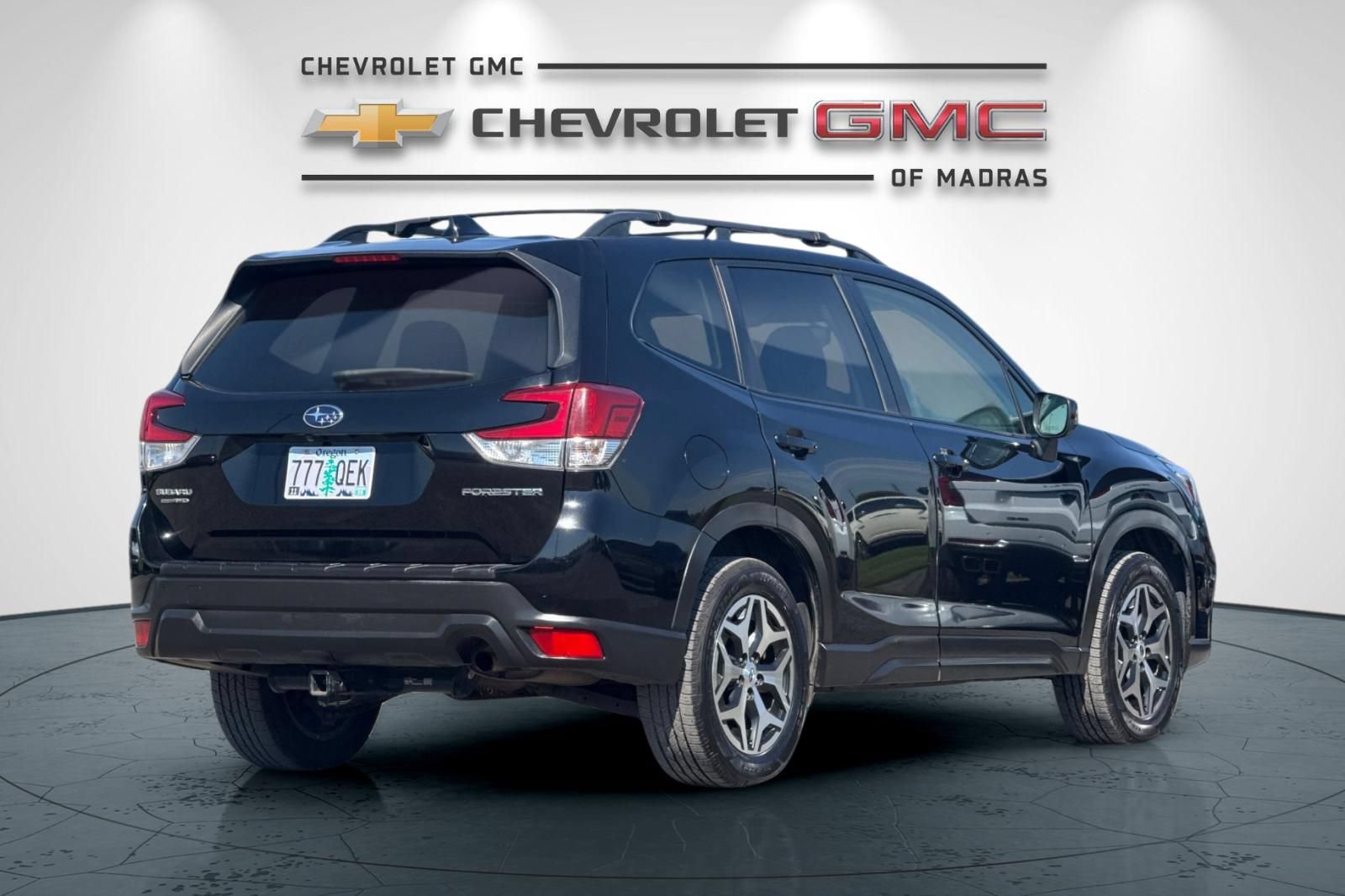Used 2019 Subaru Forester Premium w/ Popular Package #1 AWD/4WD image 3