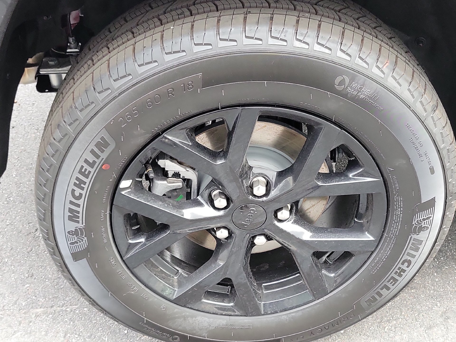 New 2026 Jeep Grand Cherokee Altitude AWD/4WD image 18