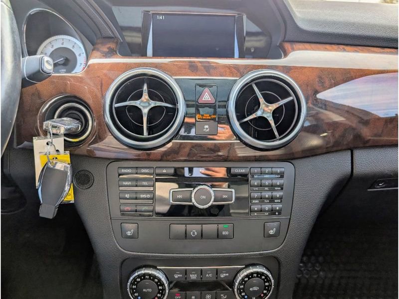 Used 2014 Mercedes-Benz GLK 350 350 4MATIC w/ Premium 1 Package image 21