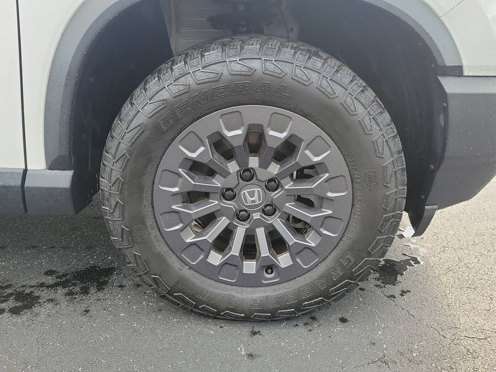 Certified 2026 Honda Passport TrailSport image 7
