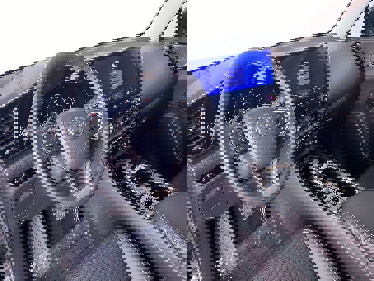 Used 2025 Lexus NX 350 AWD w/ Premium Package image 2