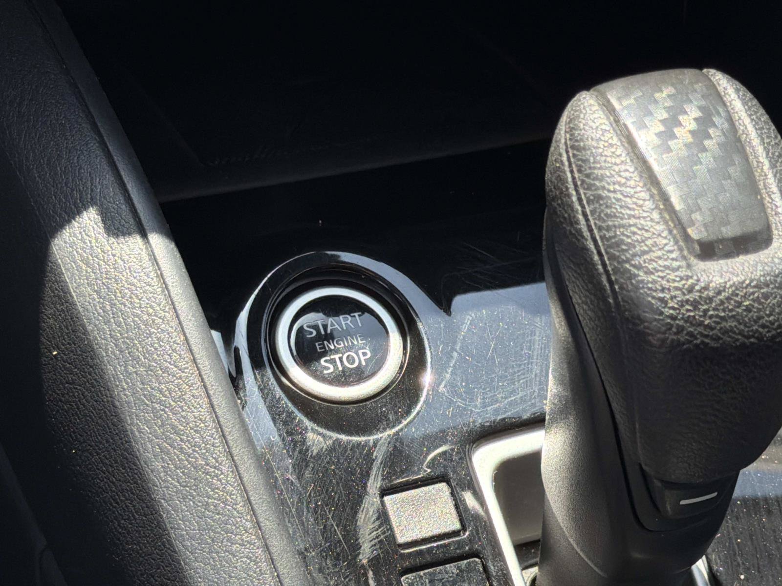 Used 2024 Nissan Versa SV FWD image 15